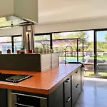 L'atelier Insolite - Piscine Chauffee * מונטובן
