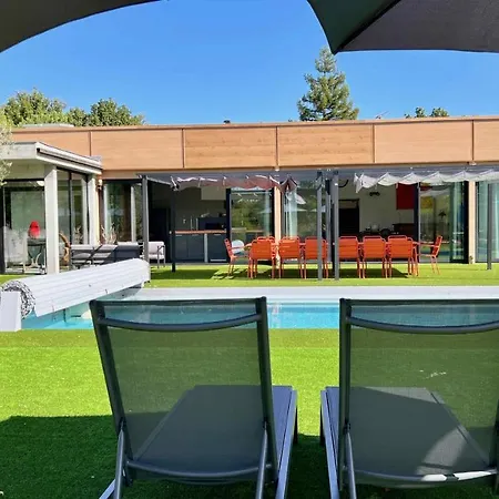 L'atelier Insolite - Piscine Chauffee * مونْتوبا